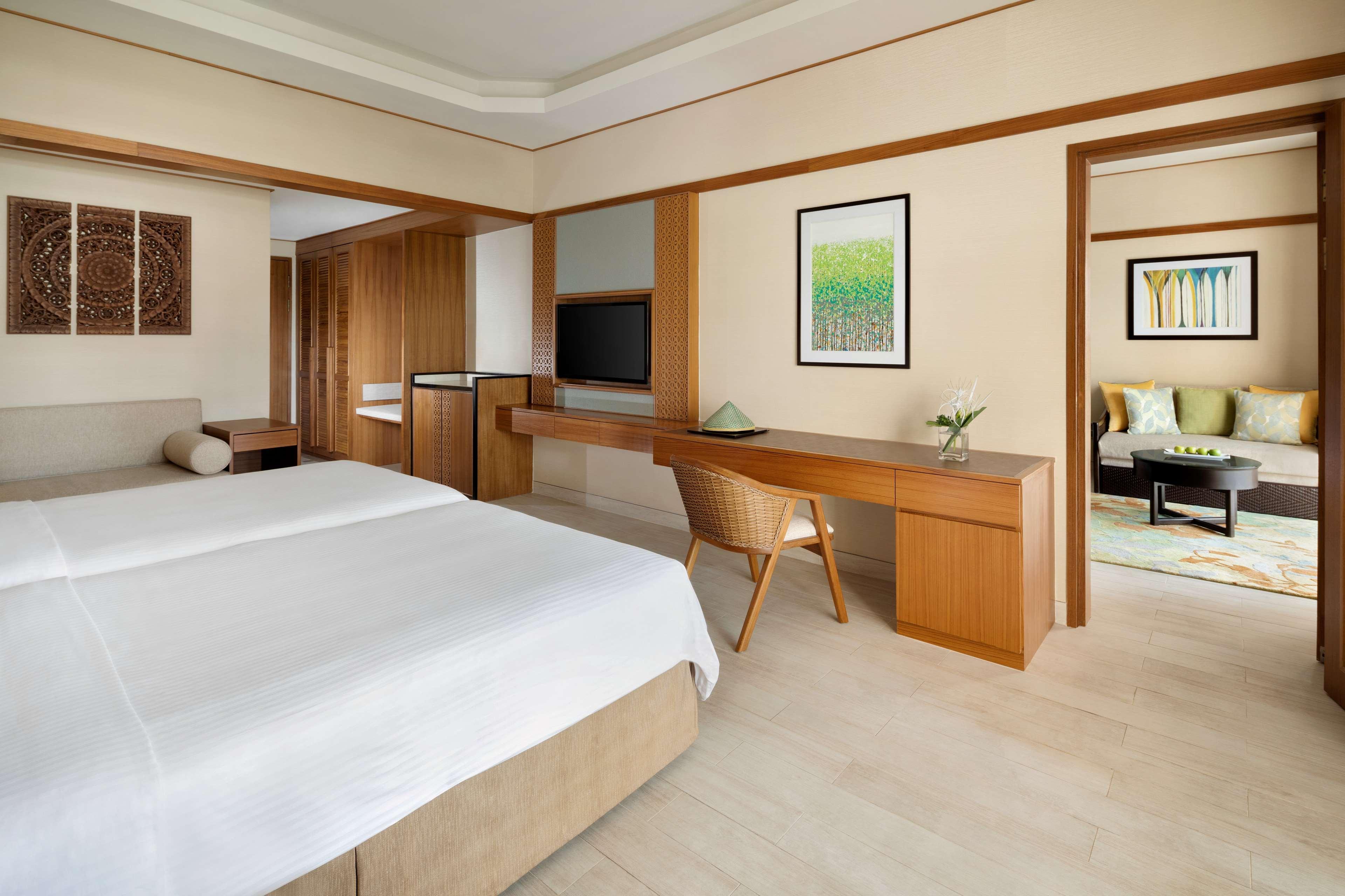 Shangri-La Rasa Sayang, Penang Batu Ferringhi Eksteriør bilde A room at the hotel